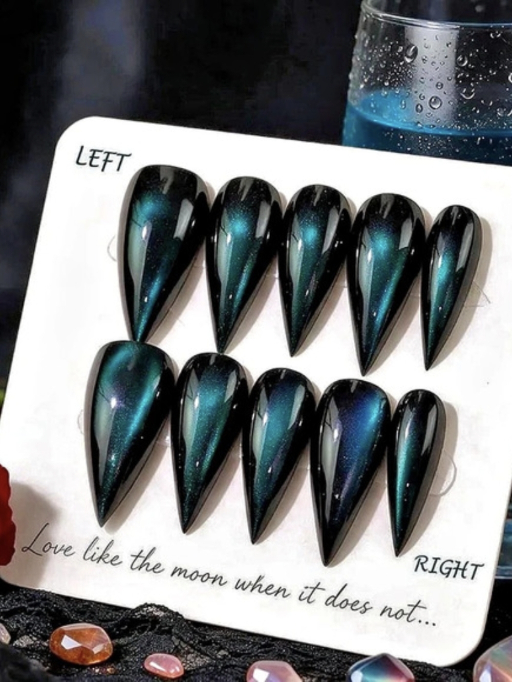 π Cat Eye Press-On Nails Black & Green